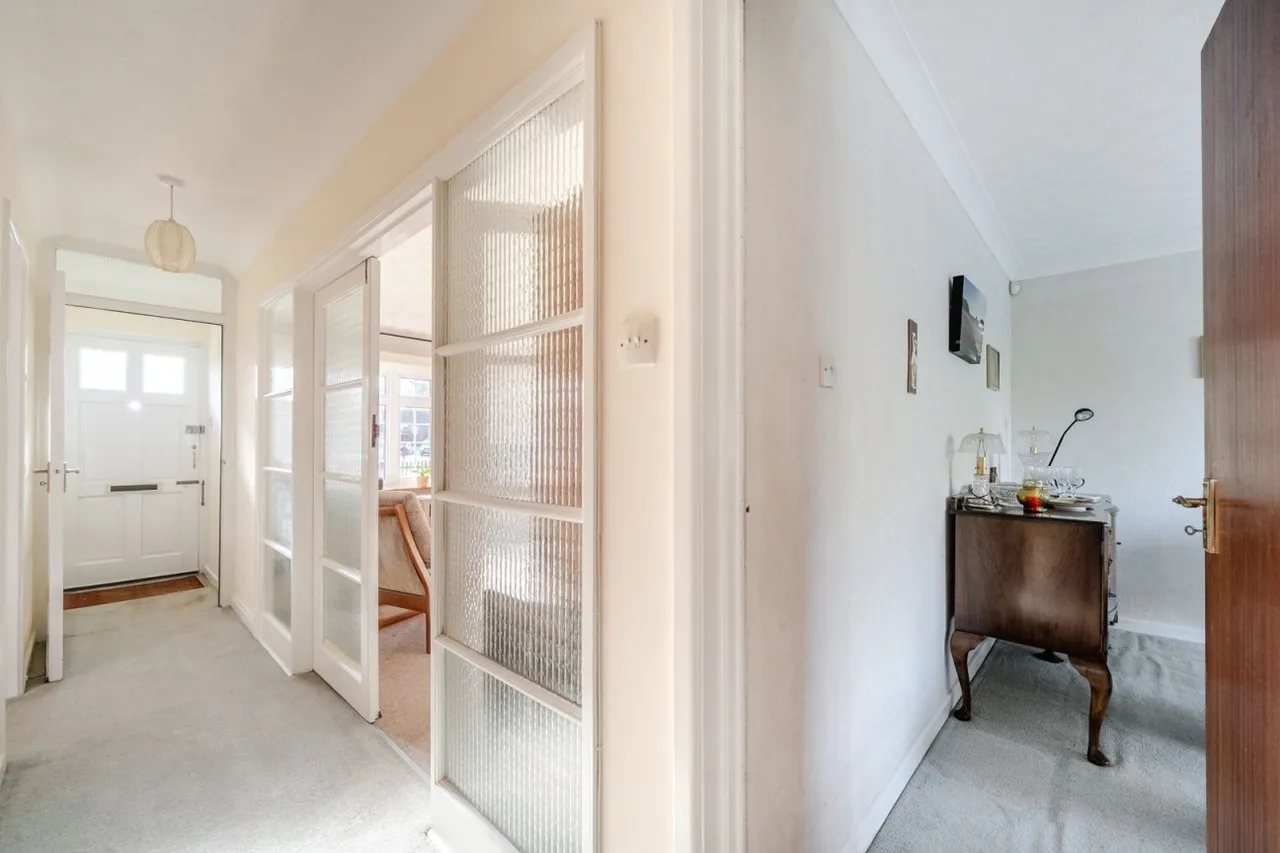 Lyndhurst, SO43, photo 14