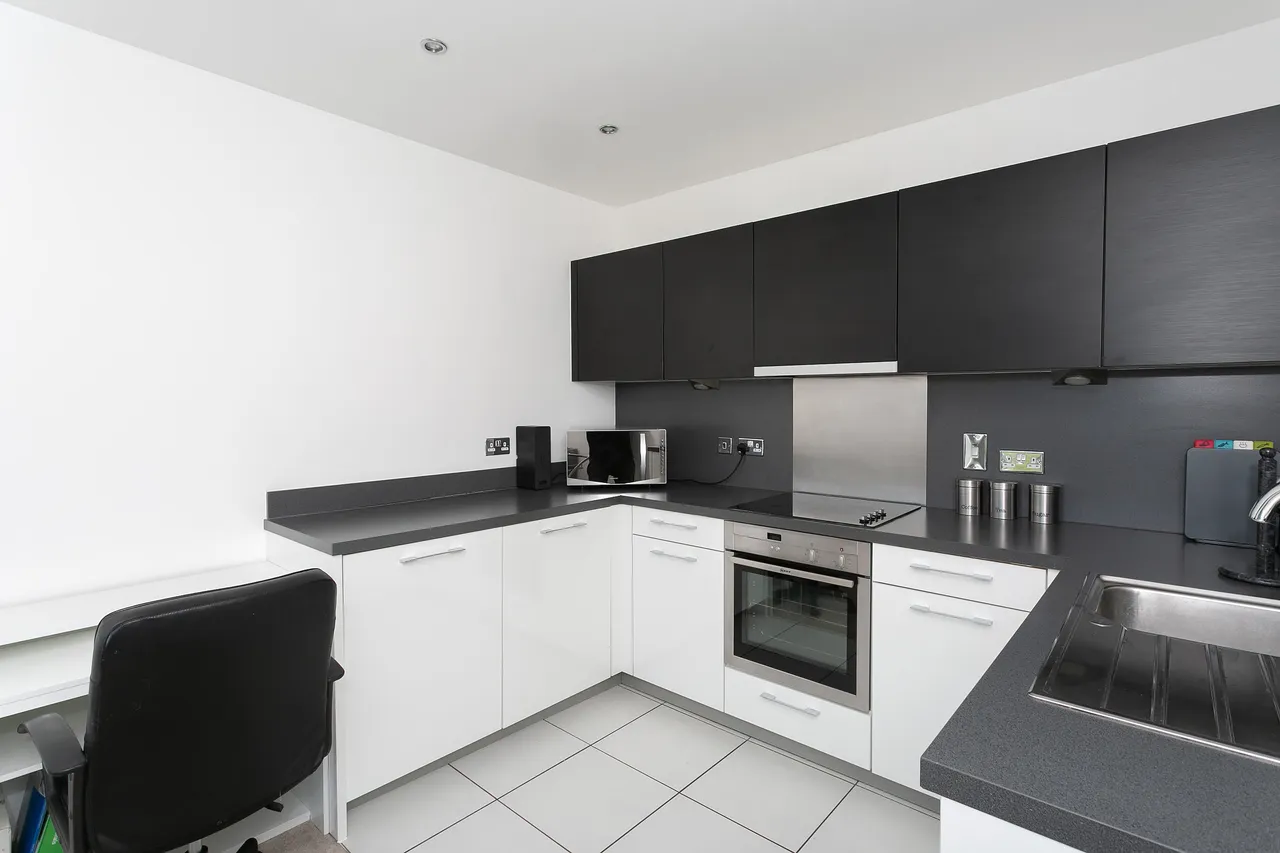 28 K D Tower, Cotterells, Hemel Hempstead, photo 8