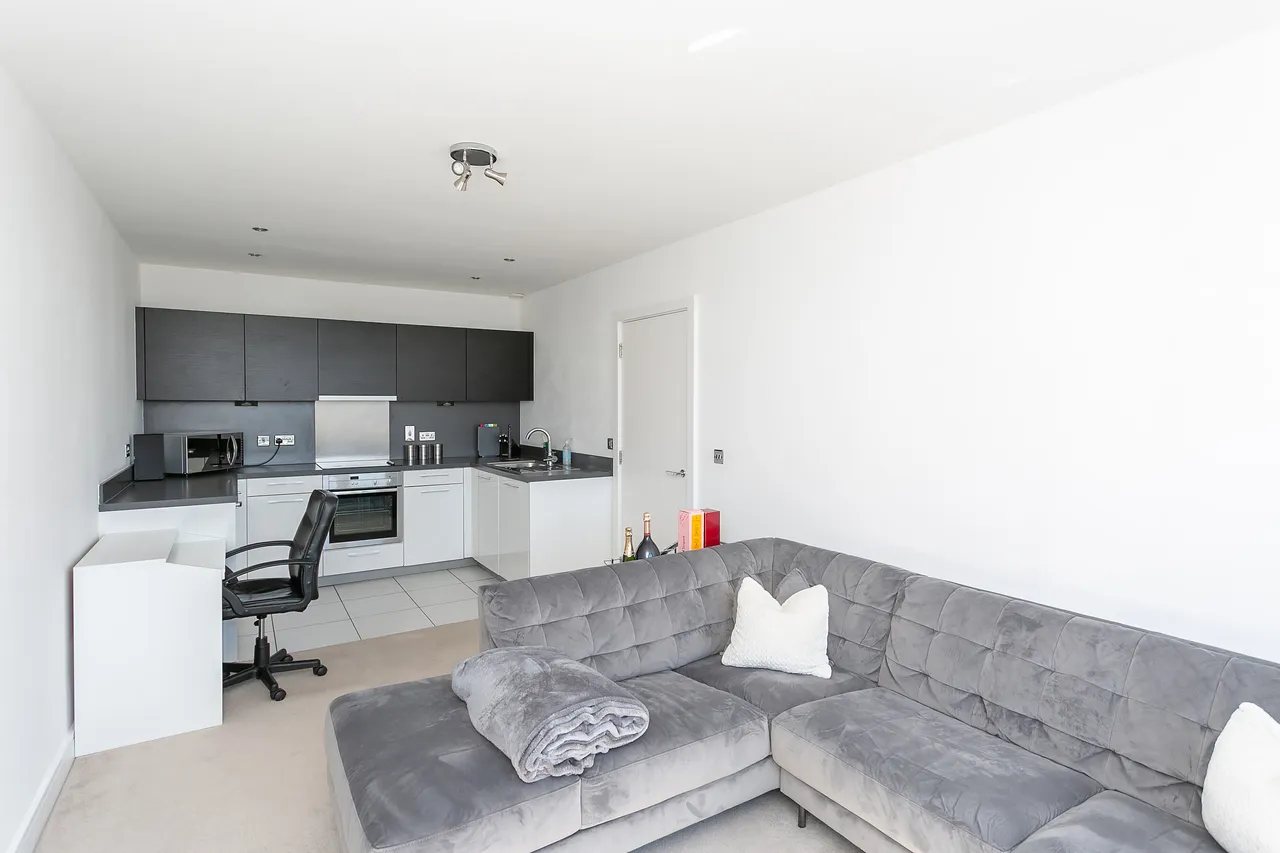 28 K D Tower, Cotterells, Hemel Hempstead, photo 7