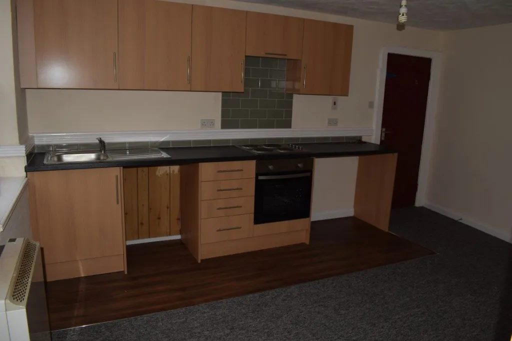 High Street, Alfreton, photo 4