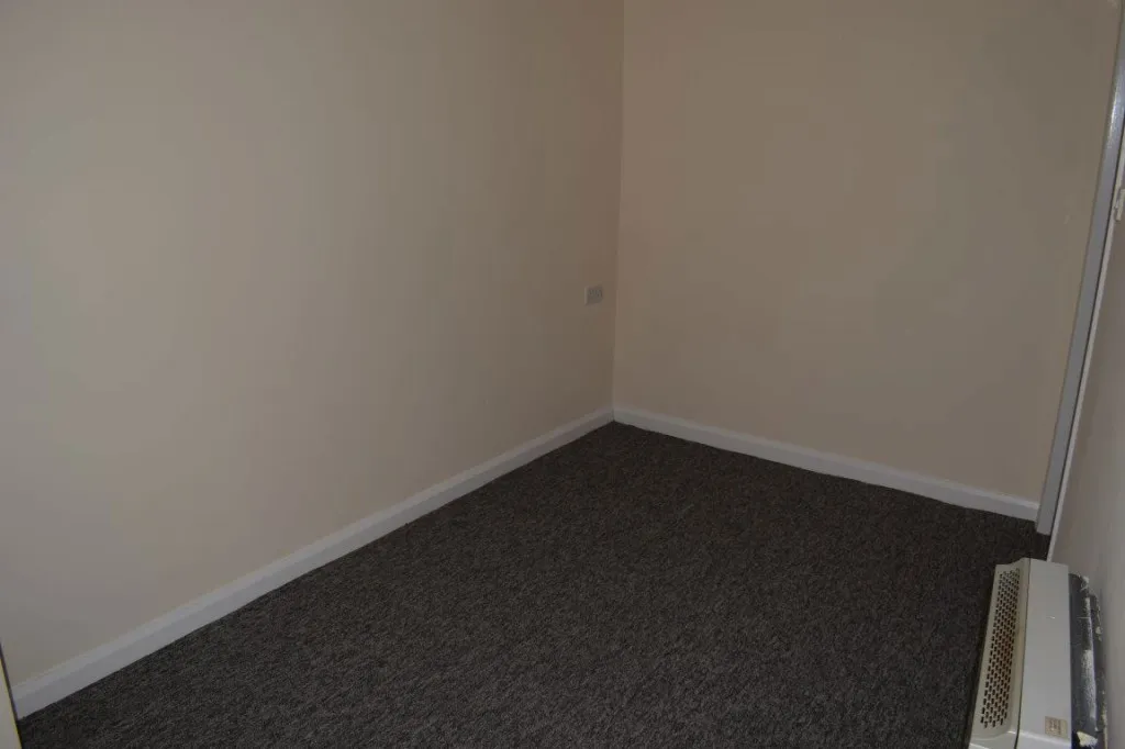 High Street, Alfreton, photo 6