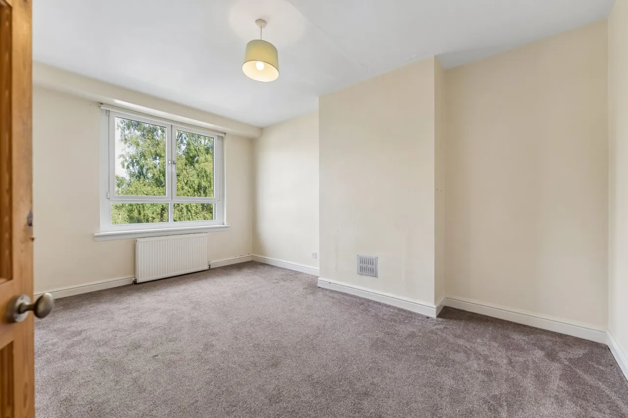 Kinstone Avenue, Knightswood, G14, photo 6
