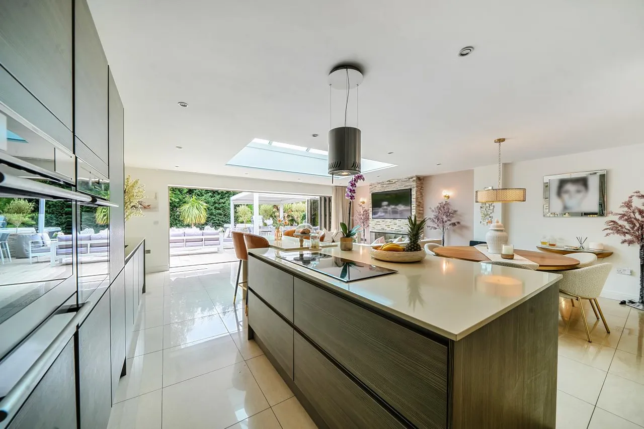 Petersfield Road, BH7, photo 2
