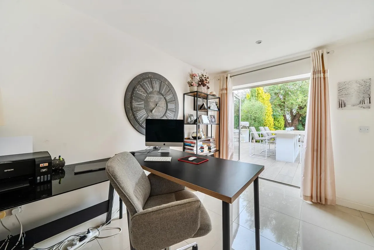 Petersfield Road, BH7, photo 6