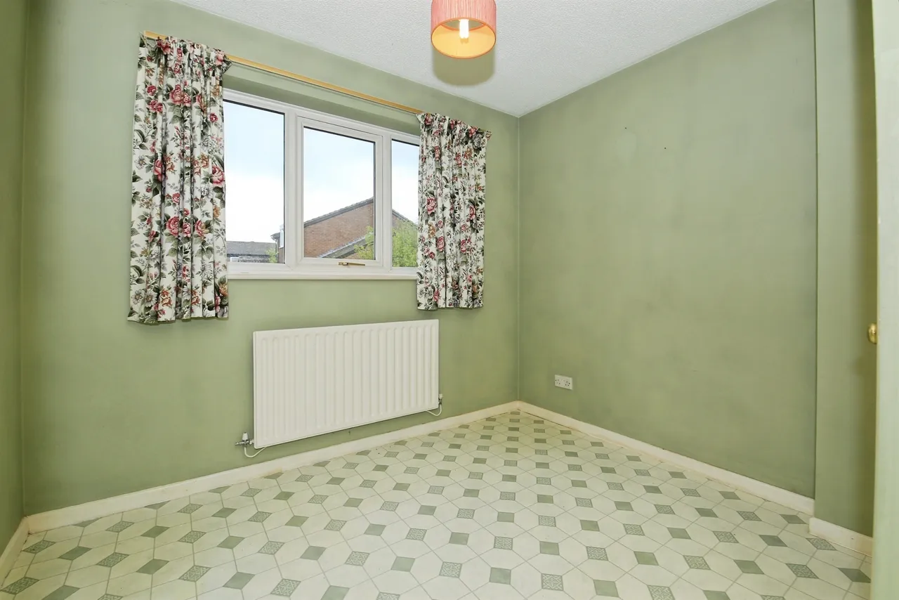 Earlswood, Orton Brimbles, PE2, photo 12