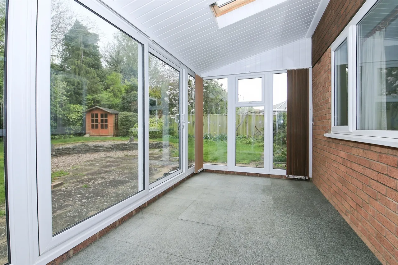 Earlswood, Orton Brimbles, PE2, photo 17