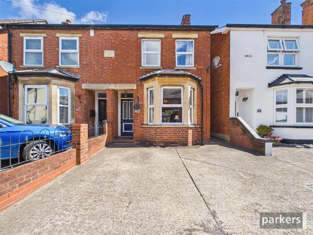 3 bed house for sale, Howard Road, Wokingham, RG40