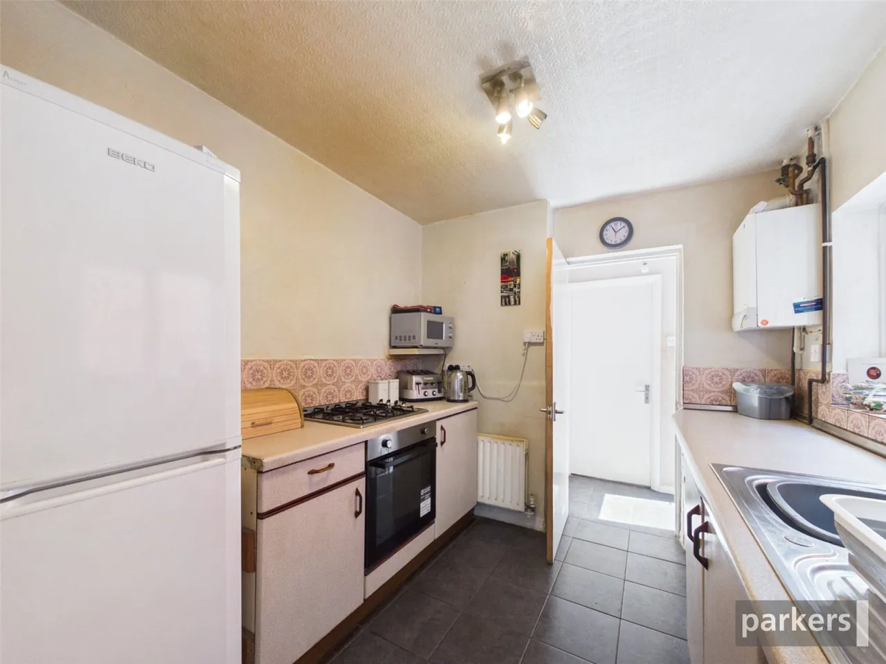 Howard Road, Wokingham, RG40, photo 5