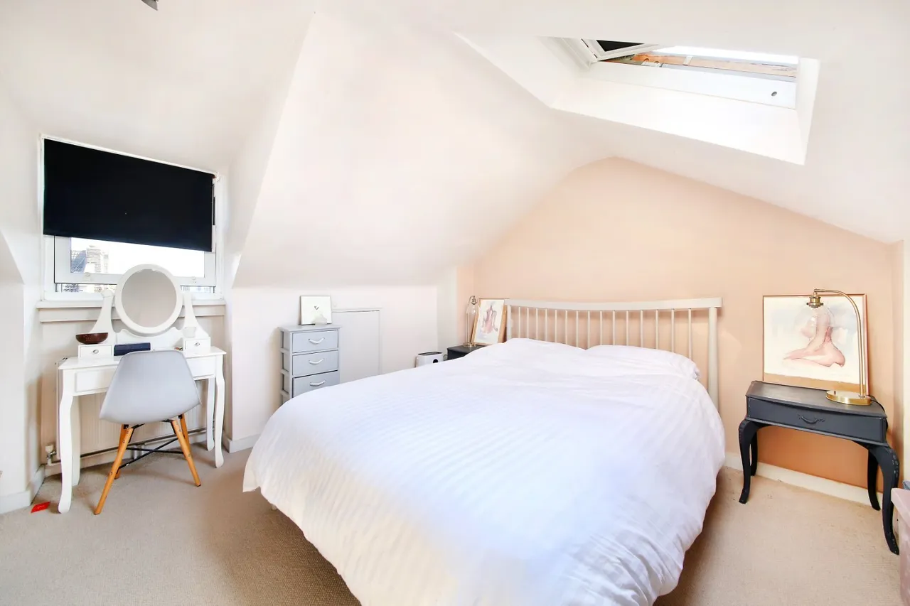 Shelgate Road, Battersea, SW11, photo 3