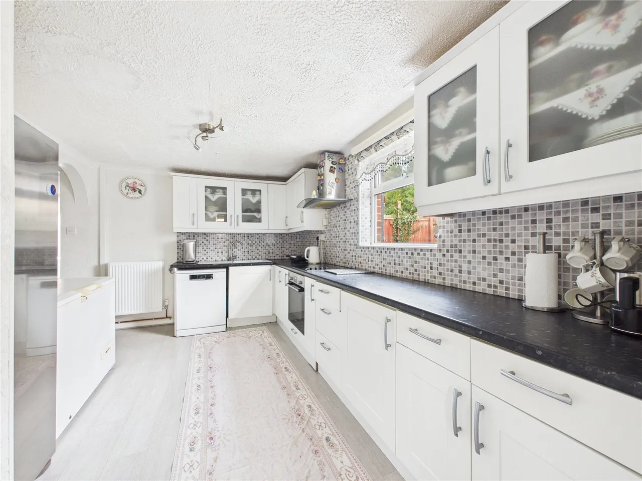 3 bed house for sale, St. Andrews Place, Melton, IP12
