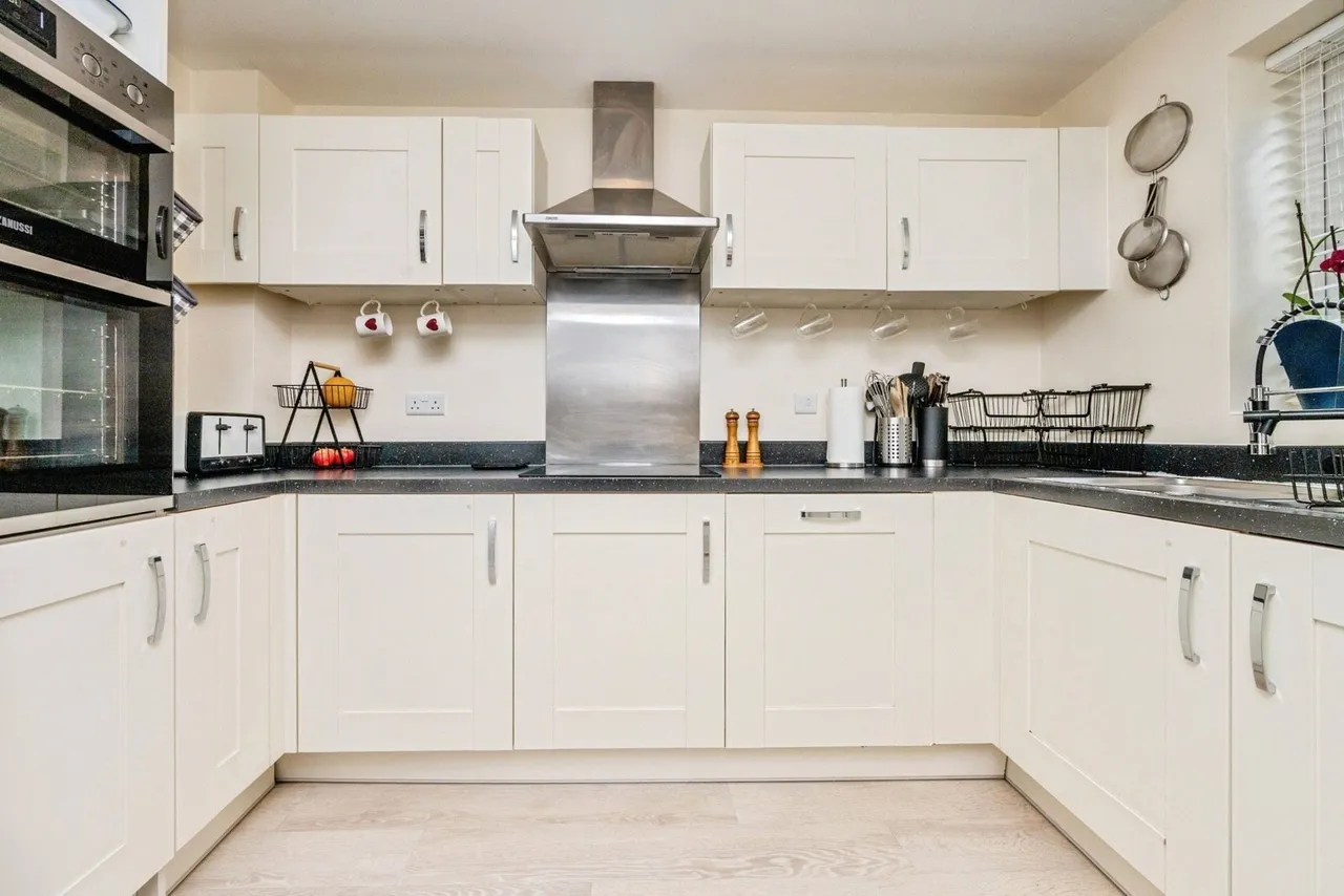 Wheatsheaf Way, Stratford-upon-Avon, CV37, photo 5