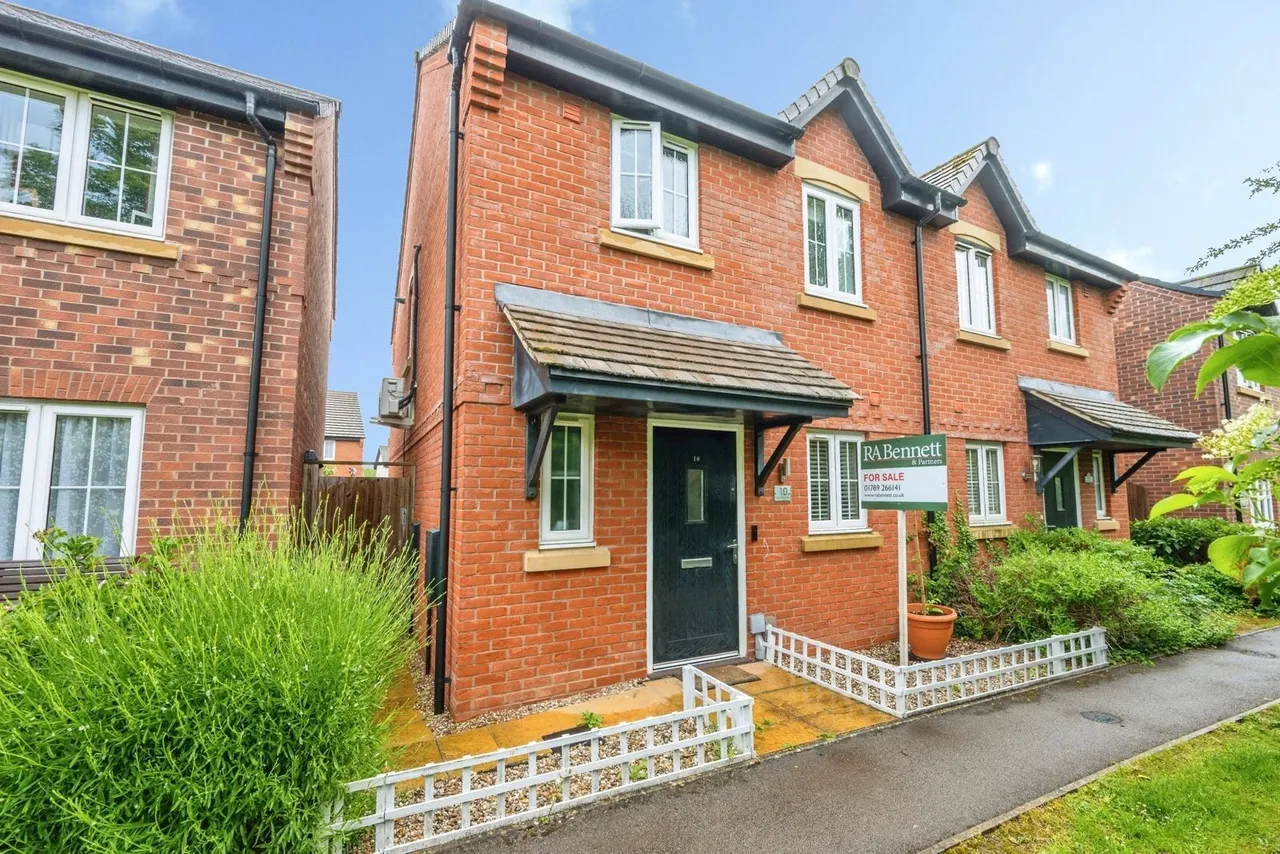 3 bed house for sale, Wheatsheaf Way, Stratford-upon-Avon, CV37