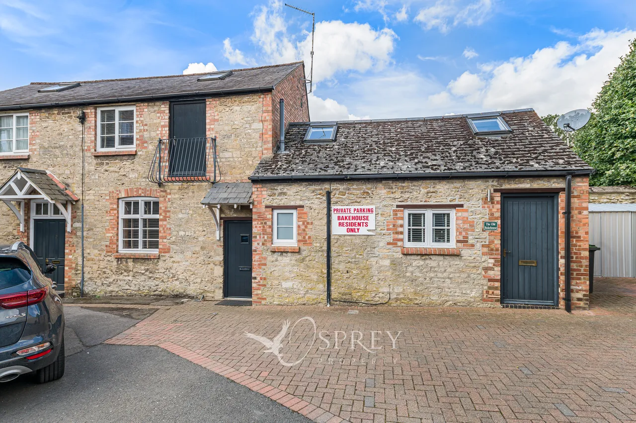 2 bed house to rent, Drumming Well Lane, Oundle, PE8