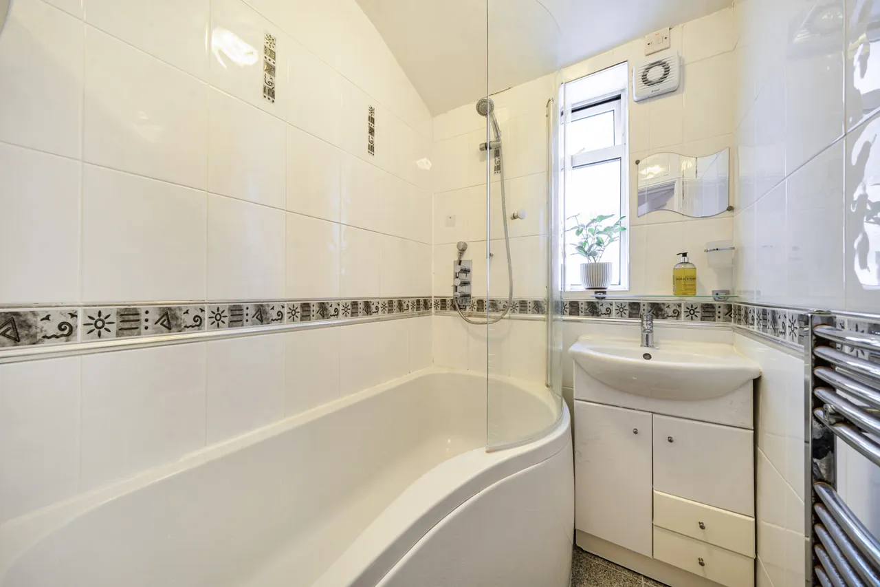 Coldershaw Road, Ealing, W13, photo 9