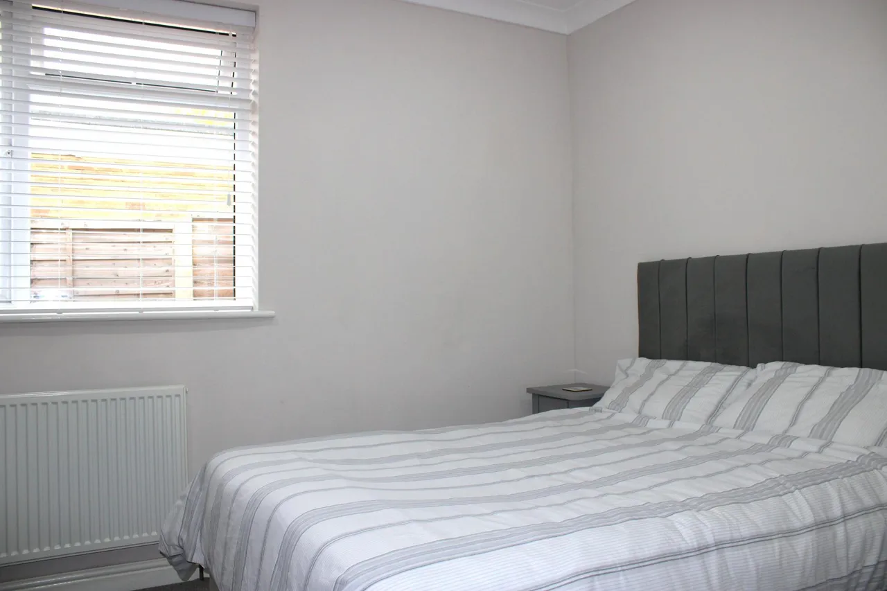 Northampton Road, Wellingborough, NN8, photo 16