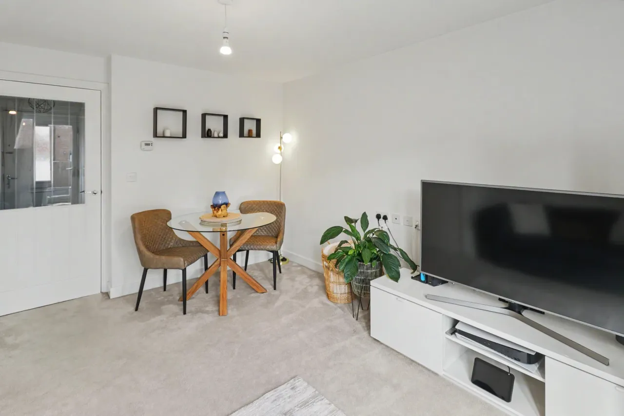 Booth Crescent, Telford, photo 8