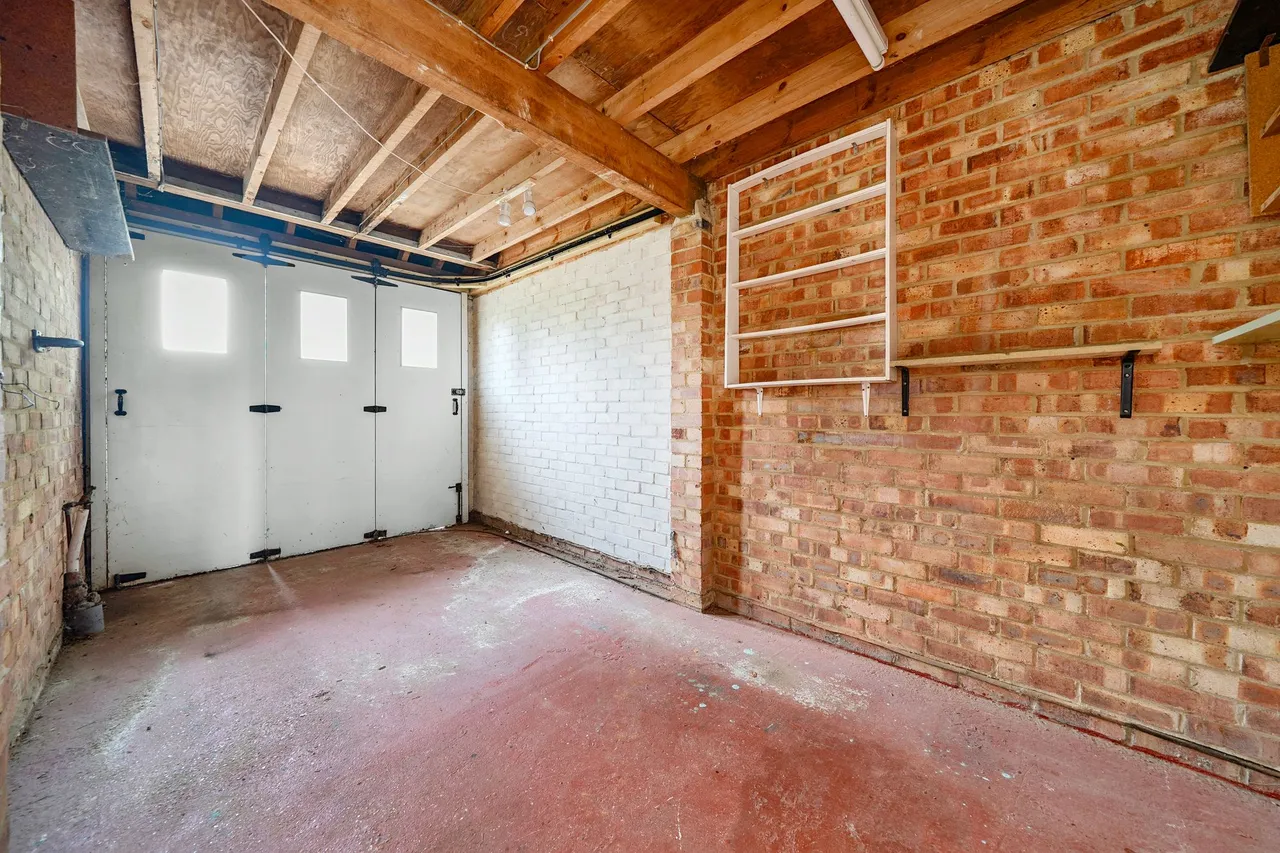 Beacon Square, Emsworth, PO10, photo 16