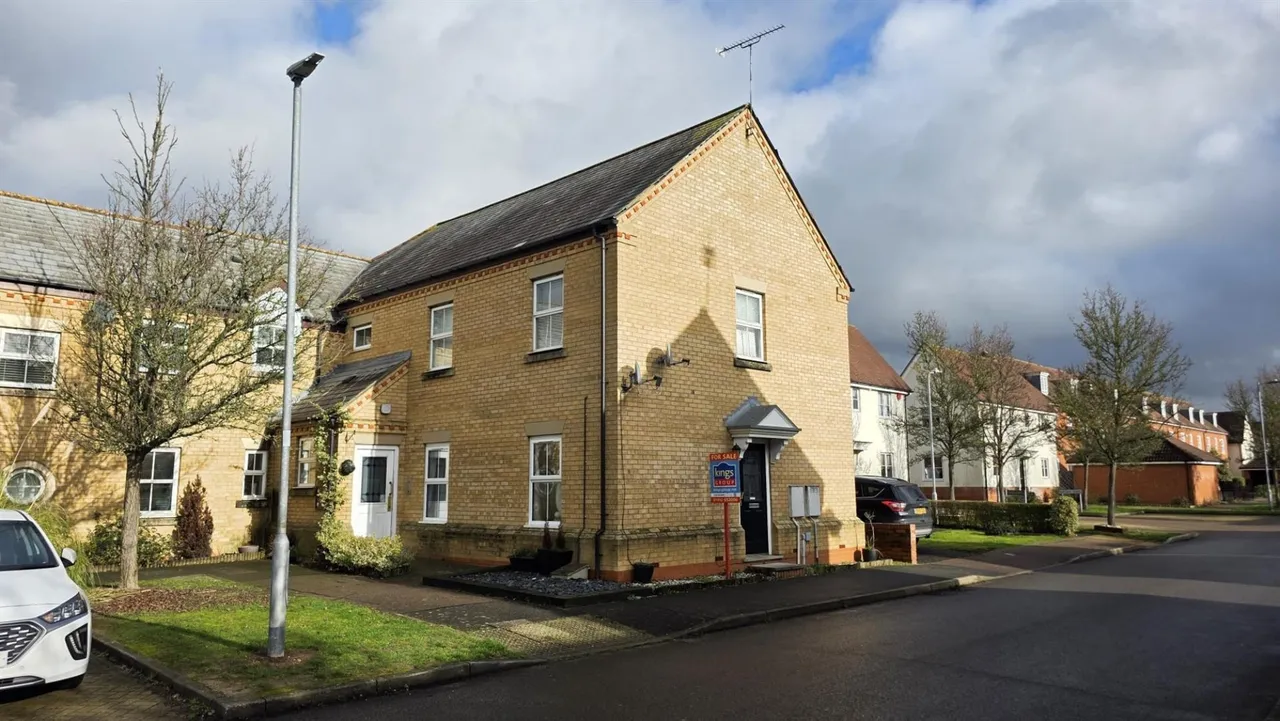 1 bed flat for sale, Greenwich Way, Waltham Abbey