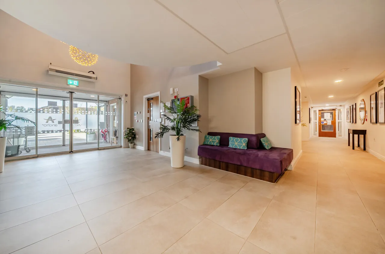 Redfields Lane, Church Crookham, Fleet, Hampshire, GU52 0AE, photo 8