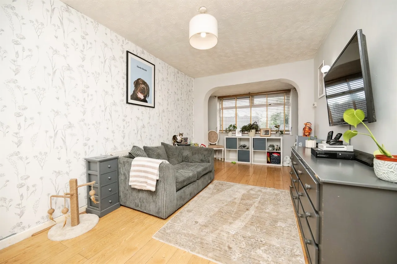 Buckingham Road, Rowley Regis, B65, photo 4