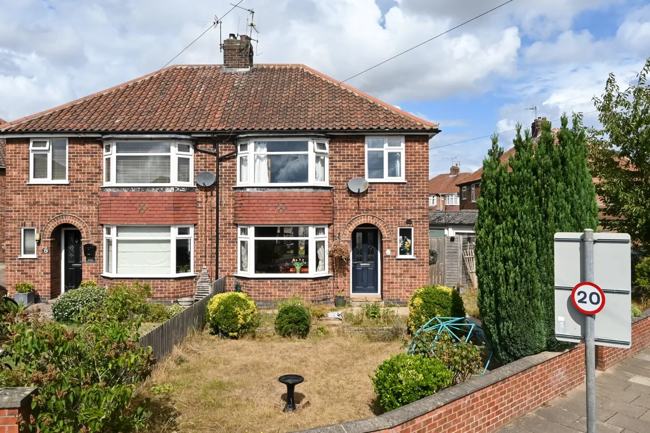 3 bed house for sale, Almsford Drive, Acomb, YO26