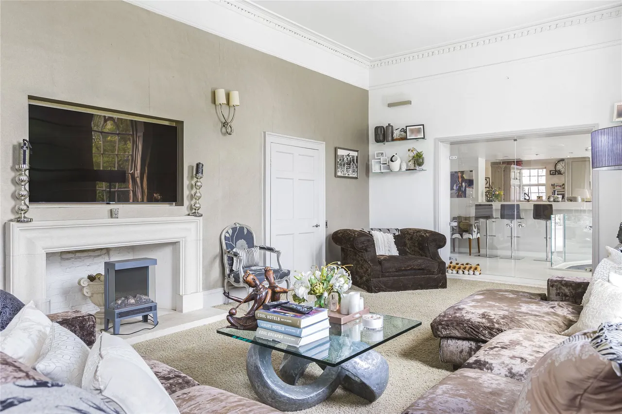 Holmer Ridings, Holmer Green, photo 13
