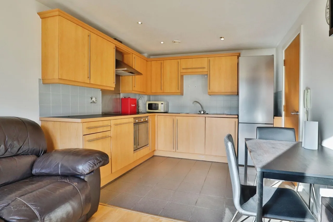 City Walk, LEEDS, West Yorkshire, LS11, photo 6