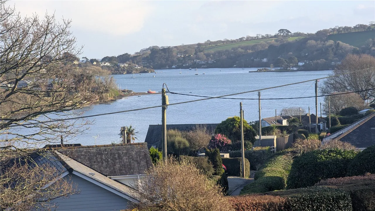 Penpol, Devoran, Truro, Cornwall, TR3 6NP, photo 2