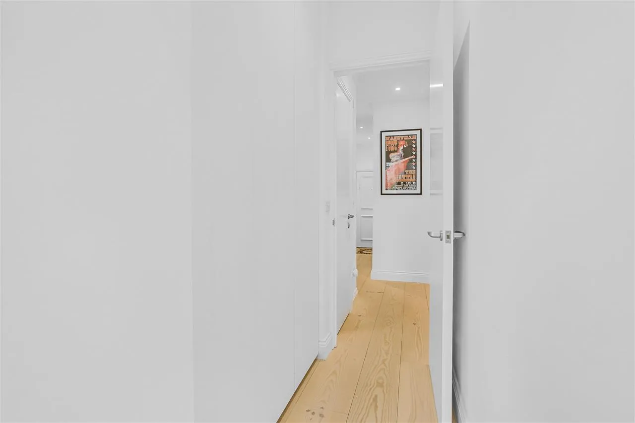Middleton Grove, London, photo 11