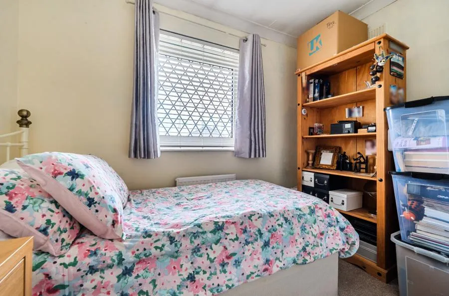 Moreton Way, Slough, SL1, photo 11