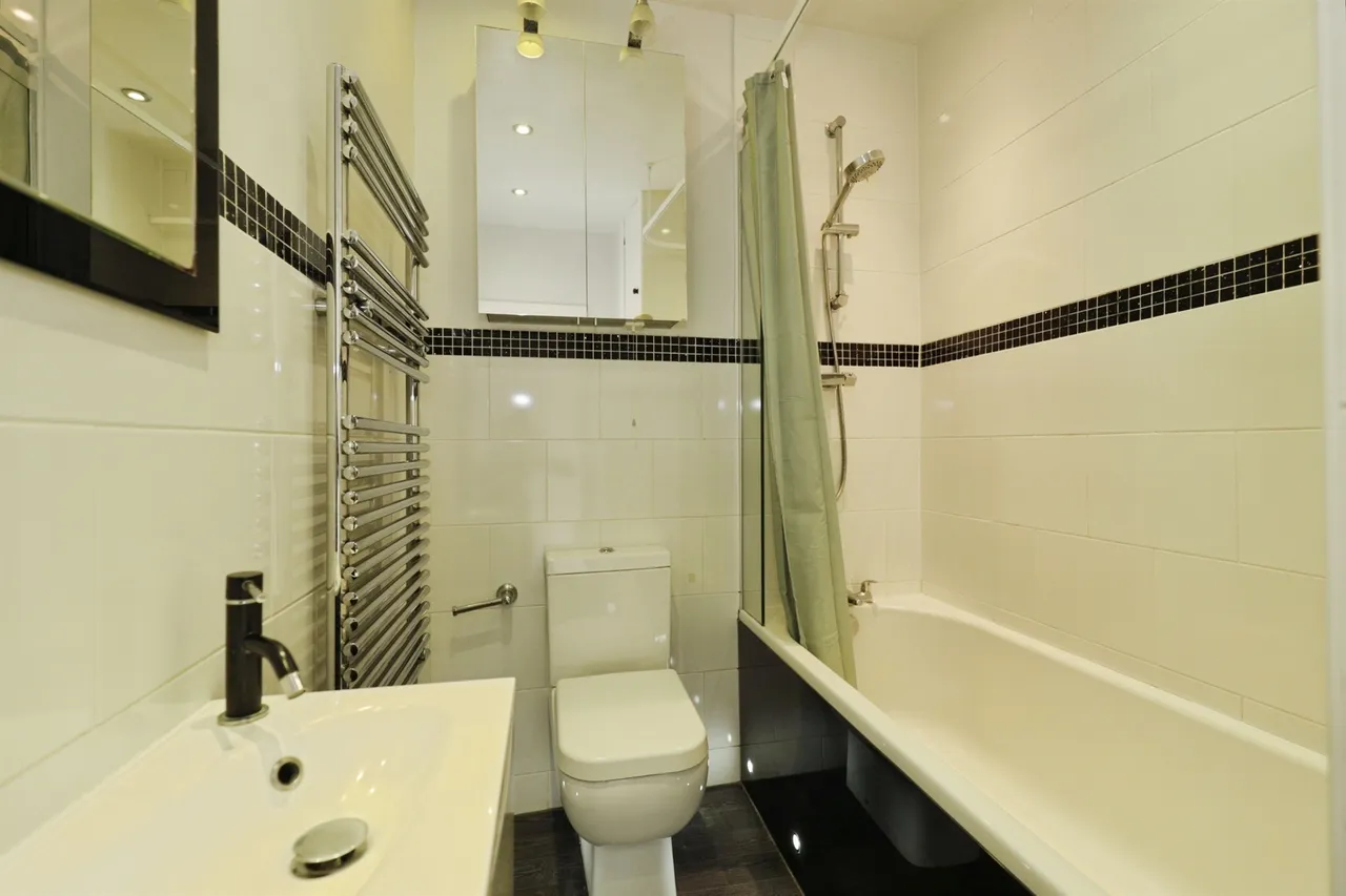 Nydd Vale Terrace, Harrogate, HG1, photo 7
