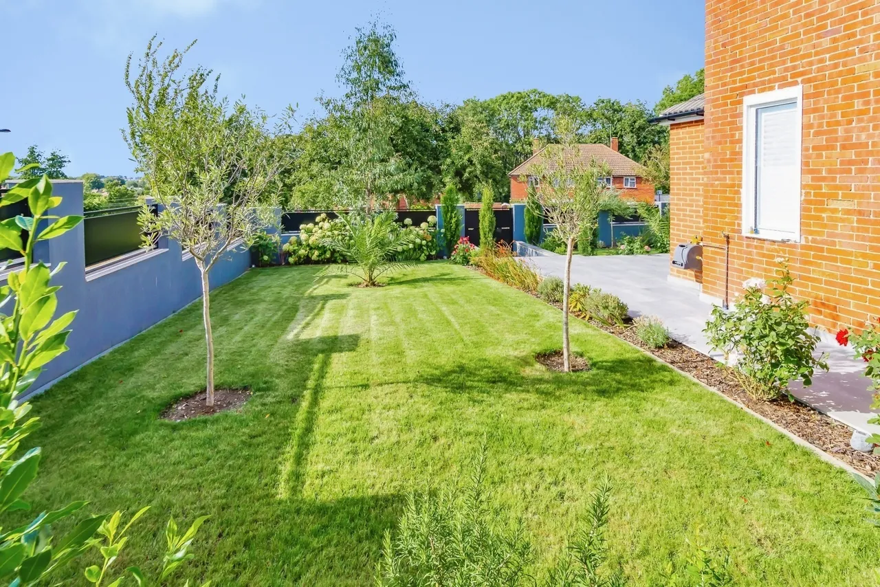 Rowdown Crescent, New Addington, Croydon, CR0, photo 17