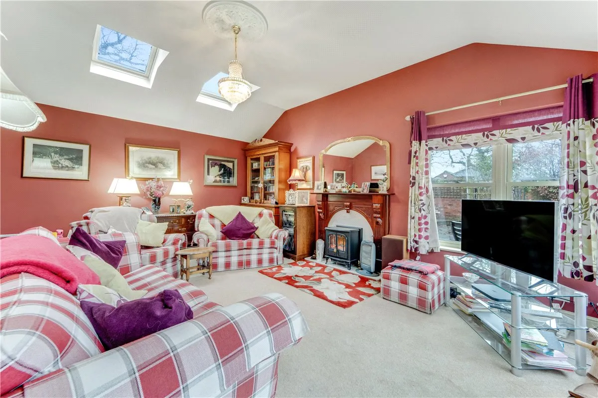 School Road, Hemingbrough, YO8, photo 9