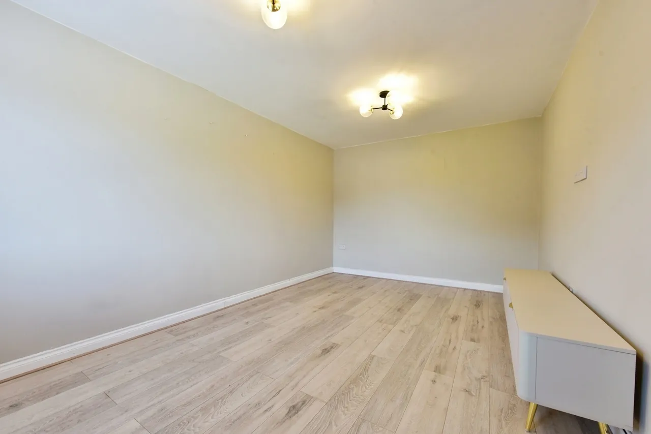 Greenwood Crescent, Sheffield, South Yorkshire, S9, photo 13