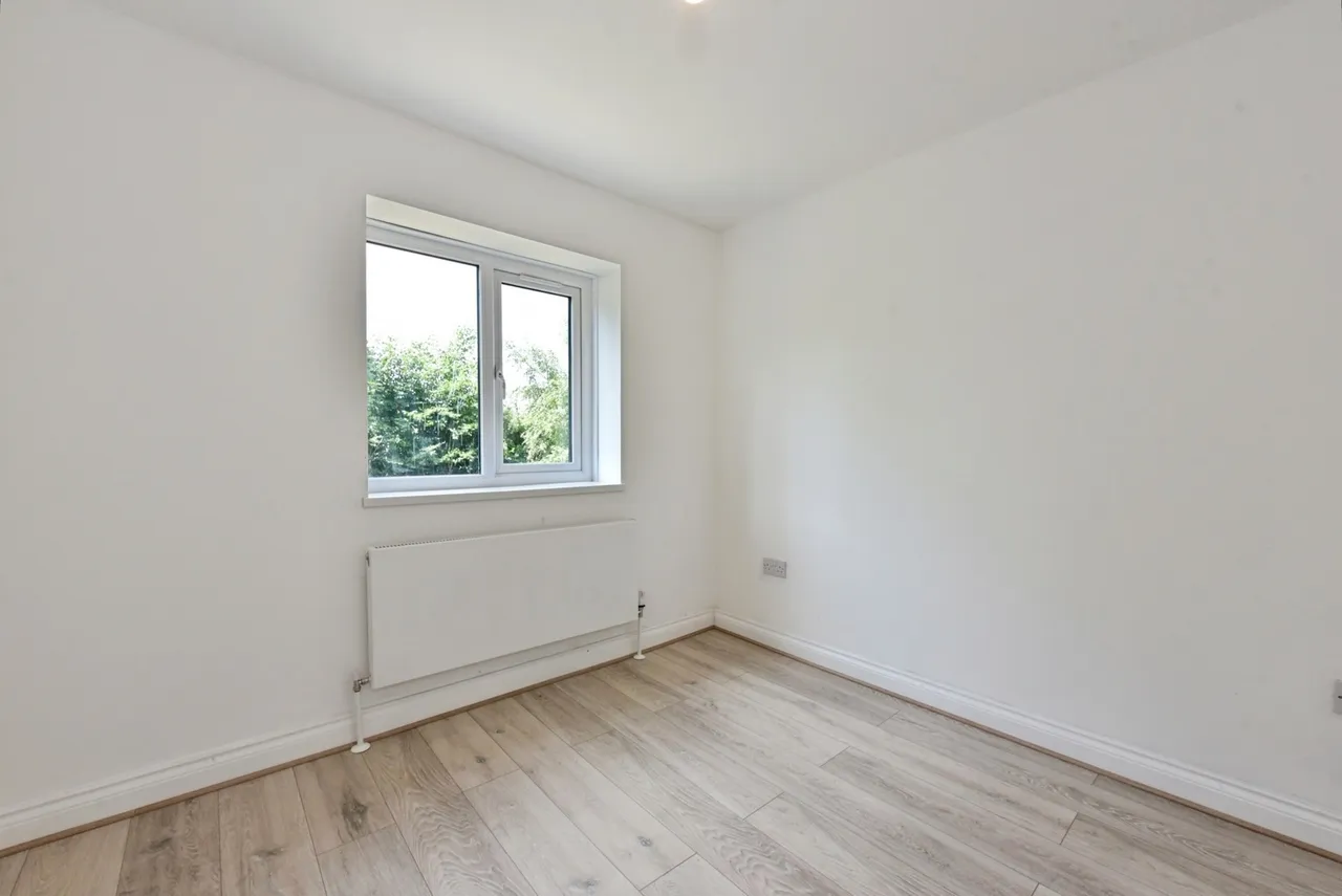 Greenwood Crescent, Sheffield, South Yorkshire, S9, photo 10