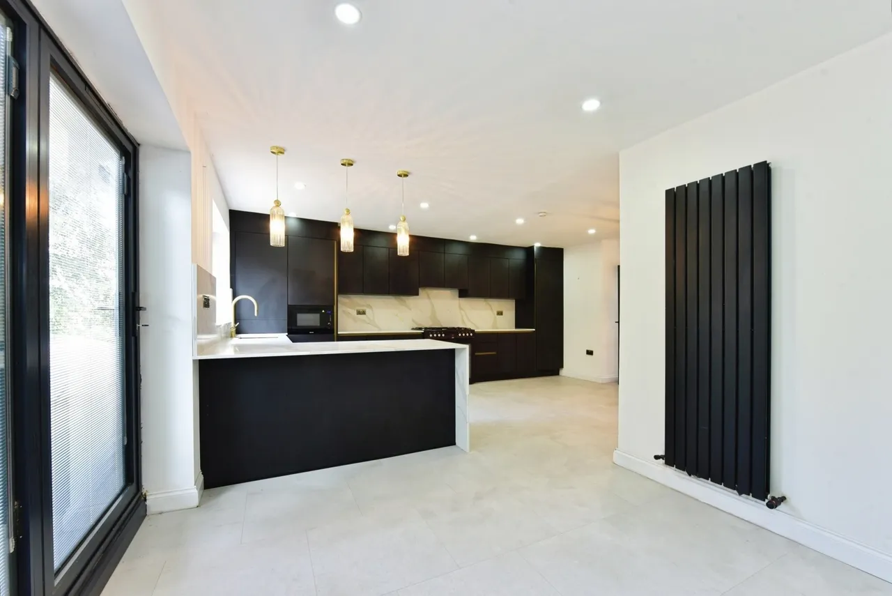 Greenwood Crescent, Sheffield, South Yorkshire, S9, photo 17