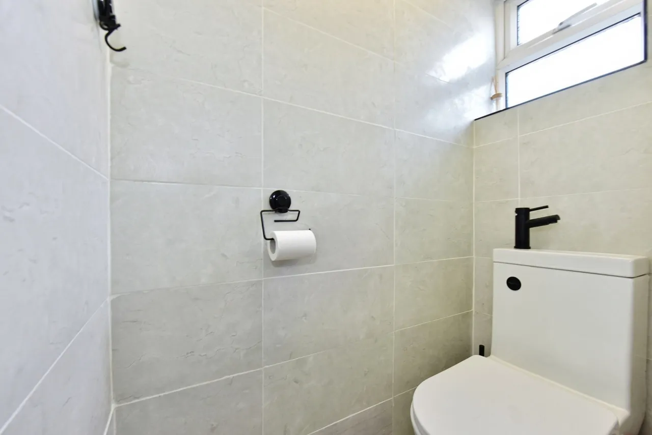 Greenwood Crescent, Sheffield, South Yorkshire, S9, photo 12