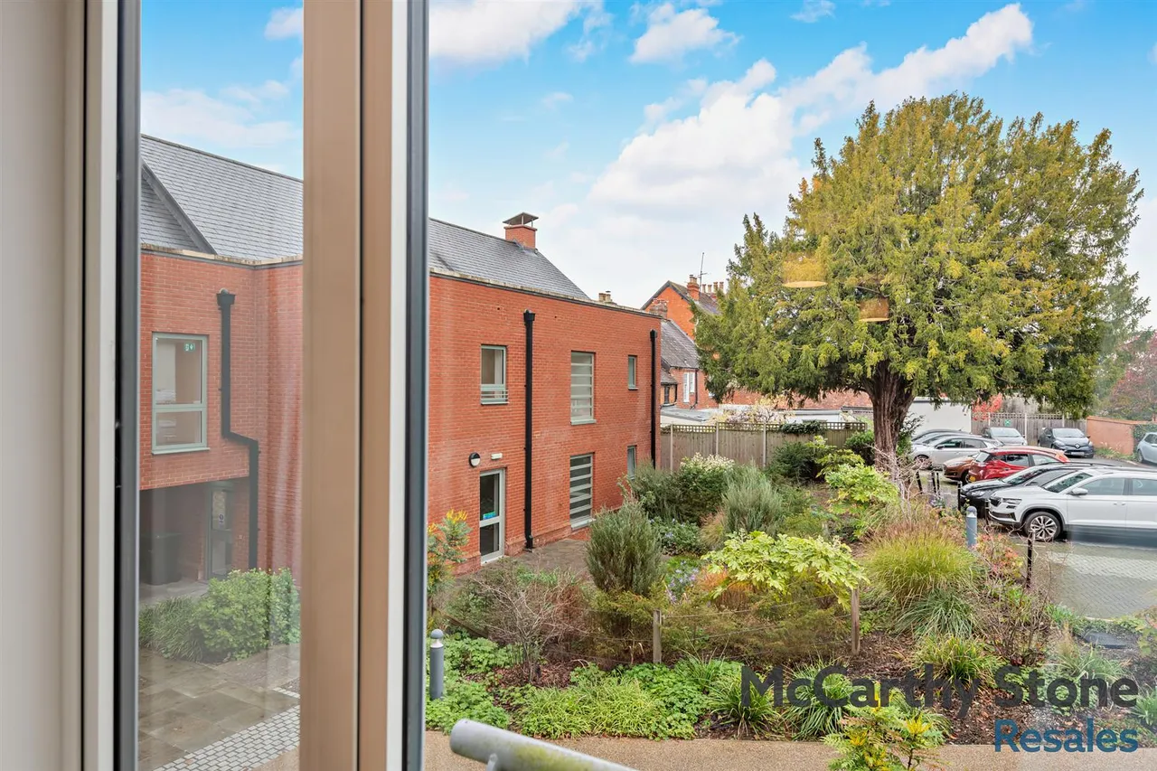 Endless Street, Salisbury, SP1, photo 6