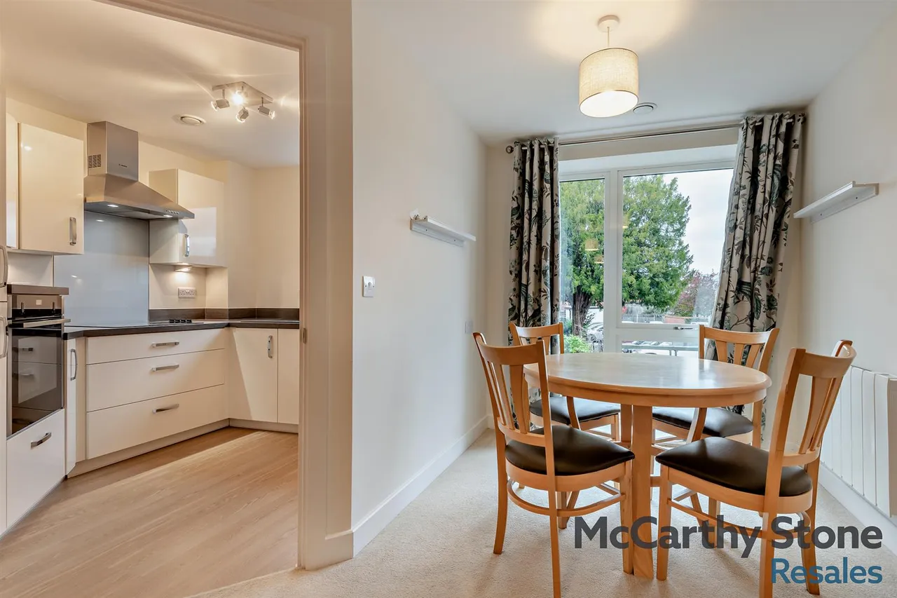 1 bed flat for sale, Endless Street, Salisbury, SP1