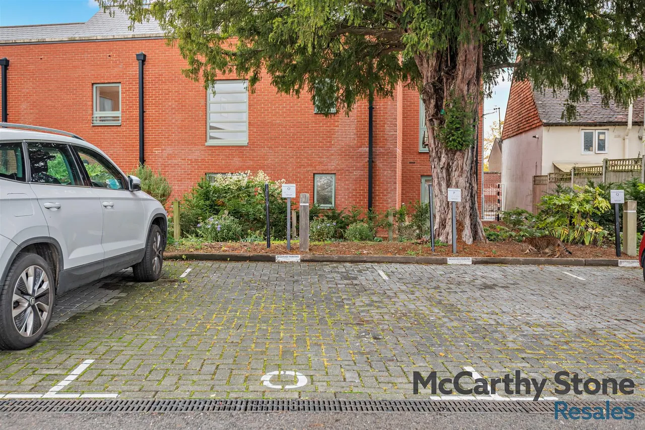 Endless Street, Salisbury, SP1, photo 12