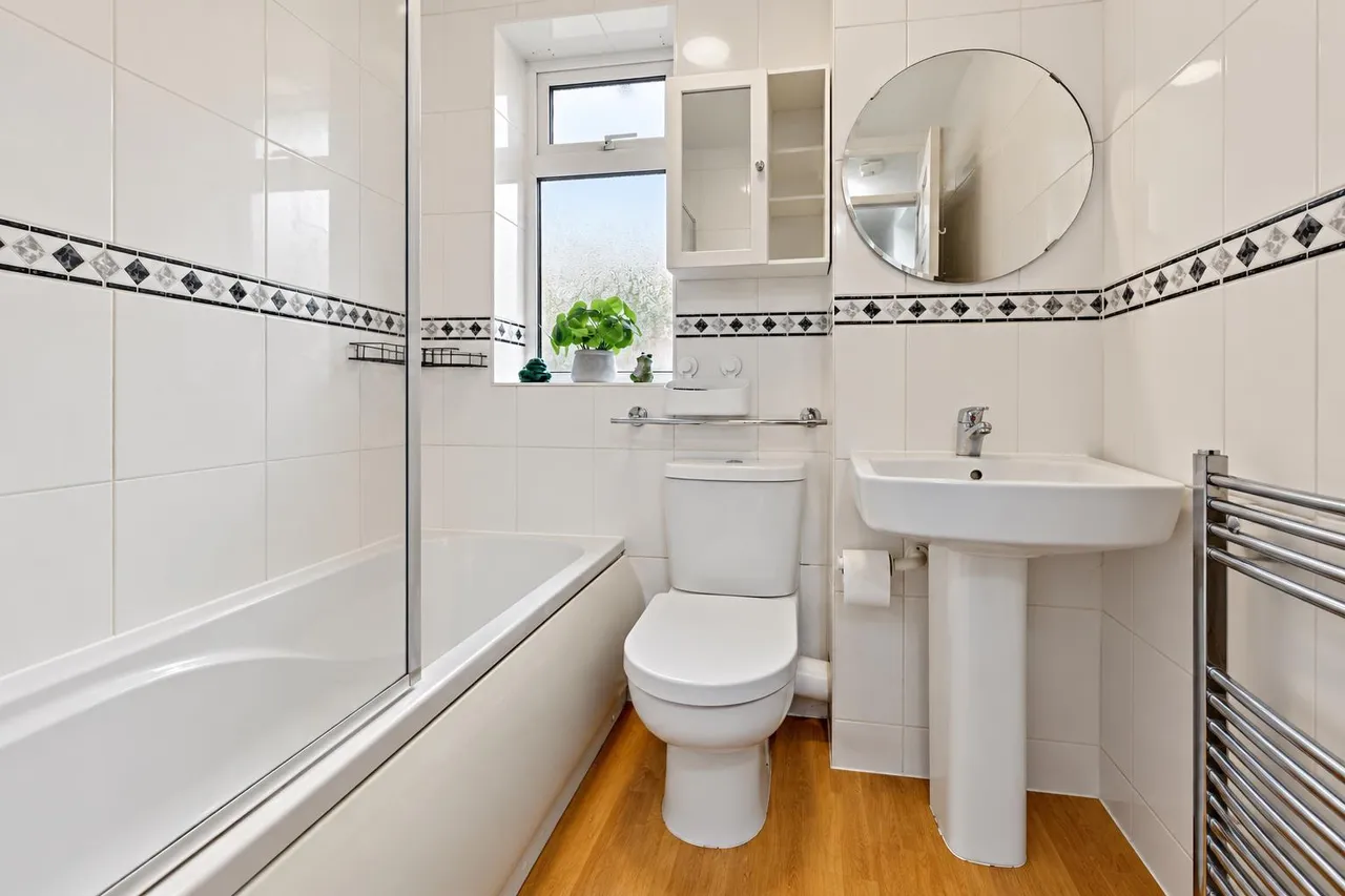 Shelton Avenue, Hucknall, NG15, photo 6
