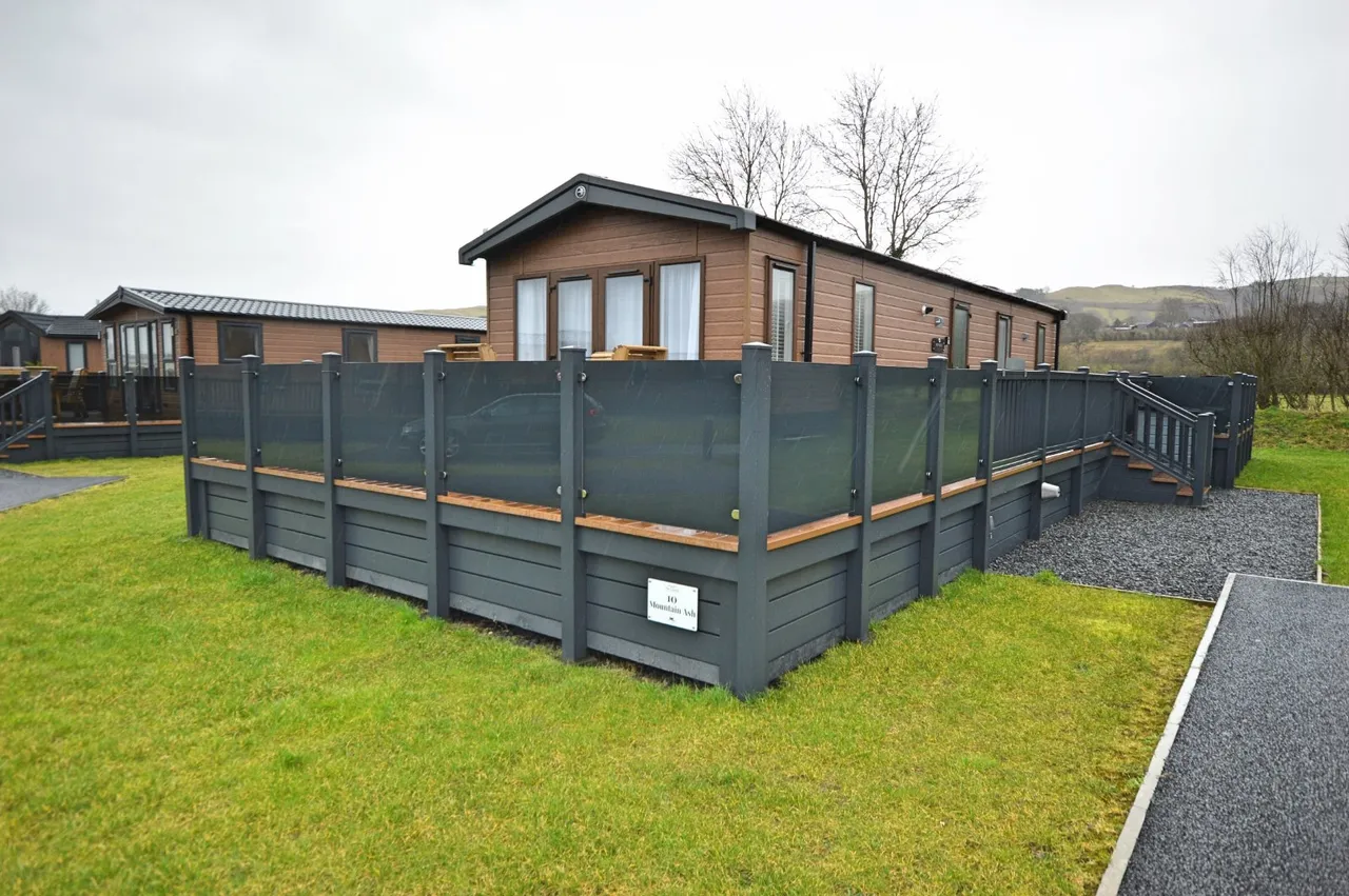 2 bed park home for sale, The Laurels, Maesmawr Farm Resort