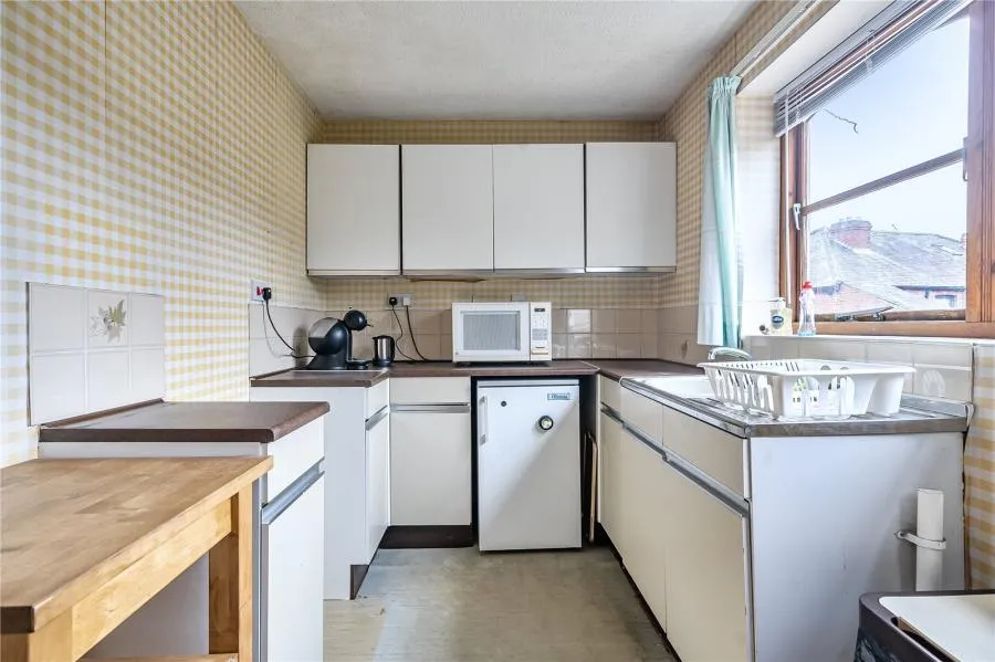 Avon Gardens, West Bridgford, NG2, photo 3