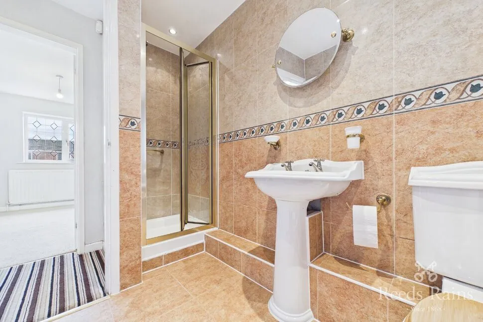 Buckley Close, Hyde, SK14, photo 9