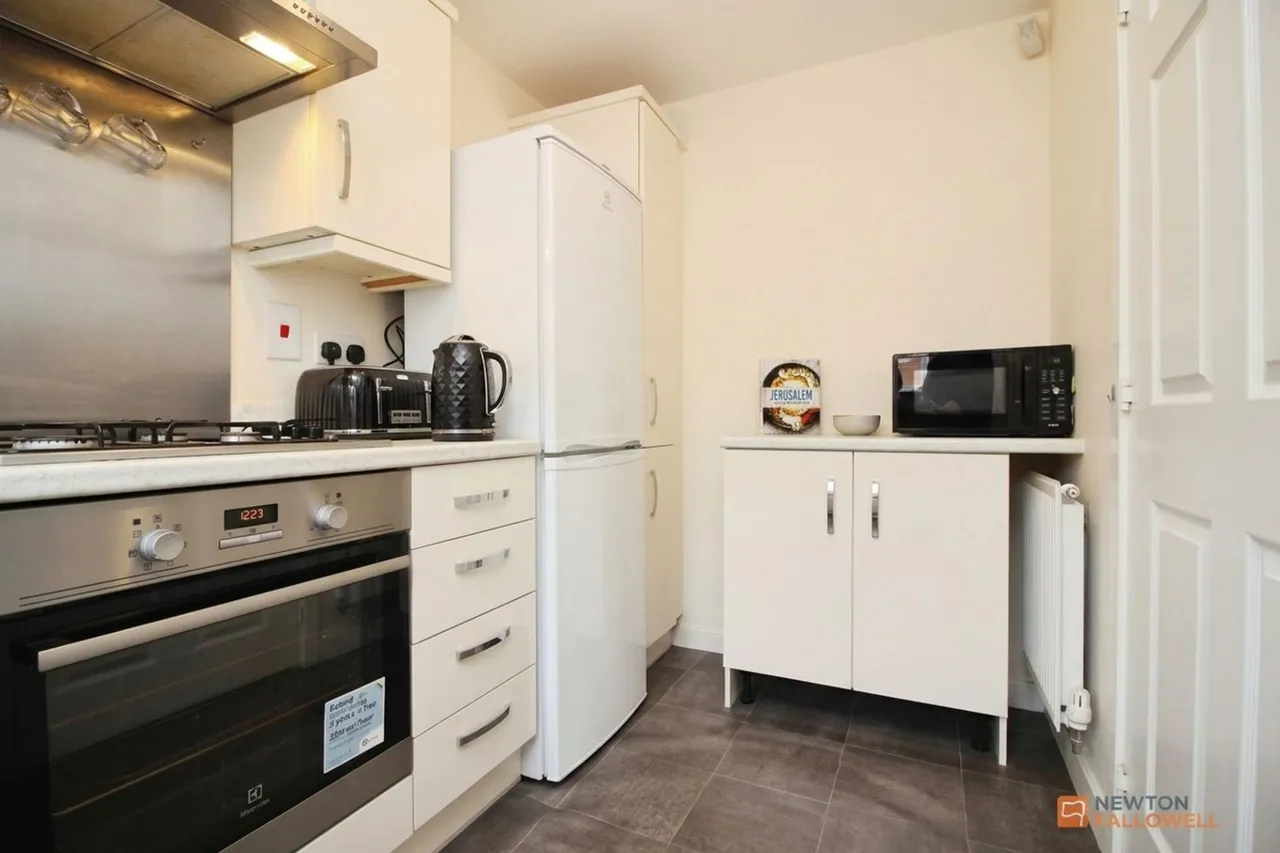 Indigo Drive, Burbage, LE10, photo 6