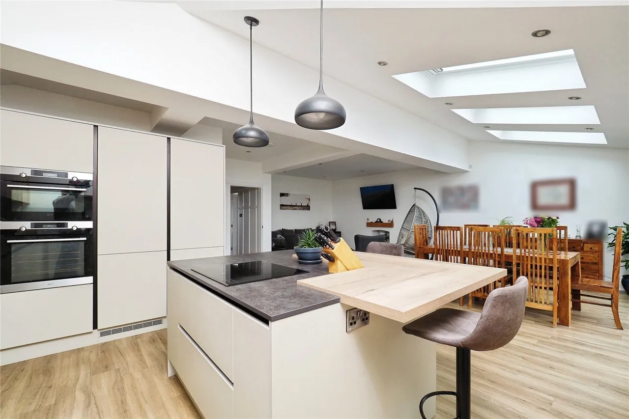 Wollaton Road, Wollaton, Nottingham, NG8, photo 8