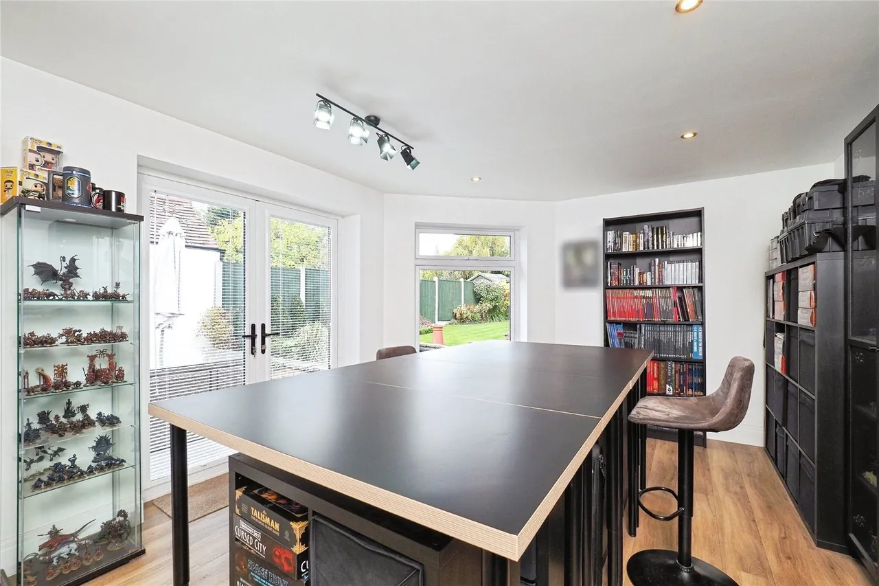 Wollaton Road, Wollaton, Nottingham, NG8, photo 11