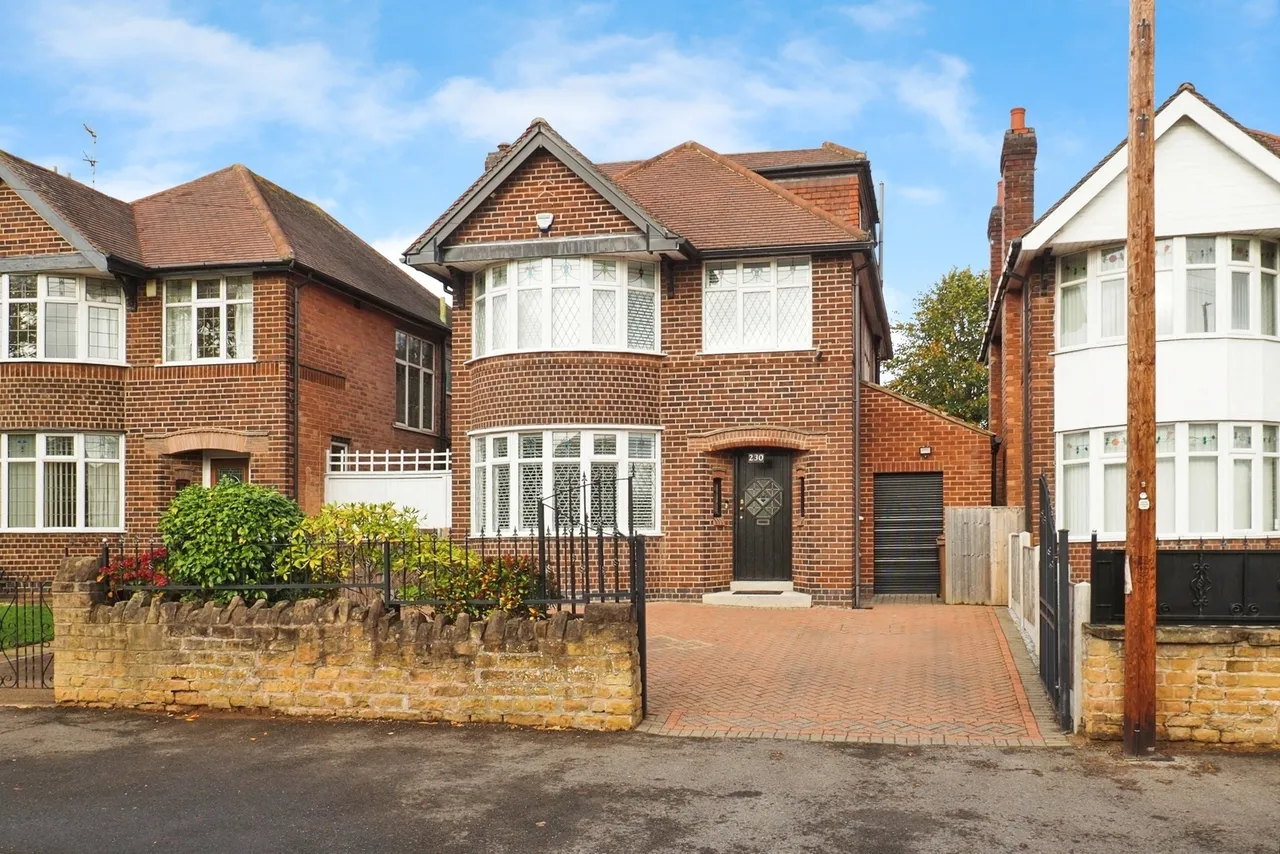 4 bed house for sale — Wollaton Road, Wollaton, Nottingham, NG8