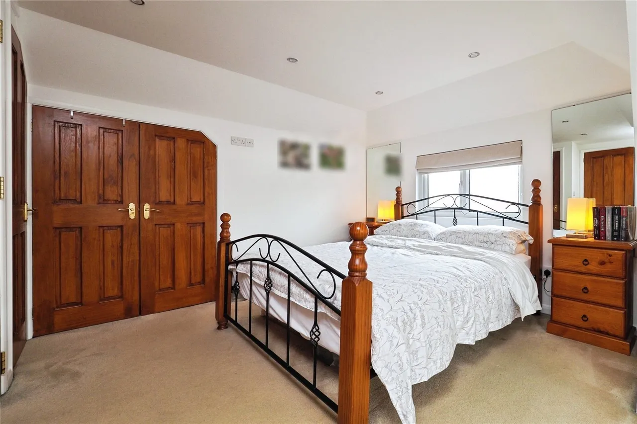 Wollaton Road, Wollaton, Nottingham, NG8, photo 23