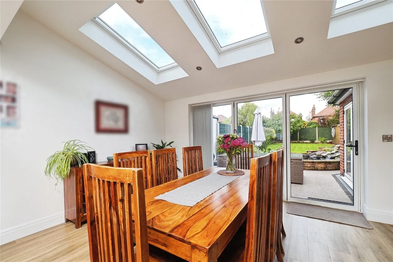 Wollaton Road, Wollaton, Nottingham, NG8, photo 12